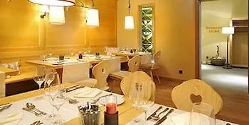 Hotel Divine Destination Varanasi